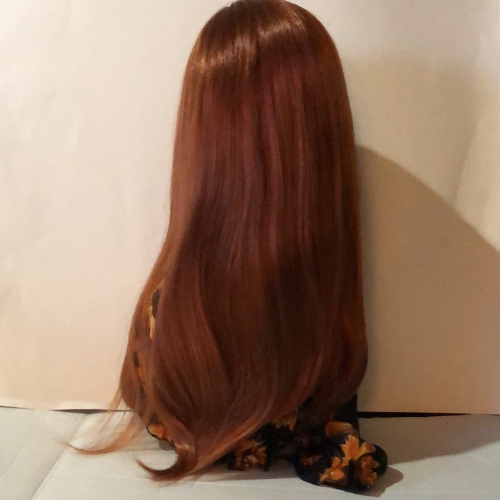 Synthetic Wig - Picture 6 of 8